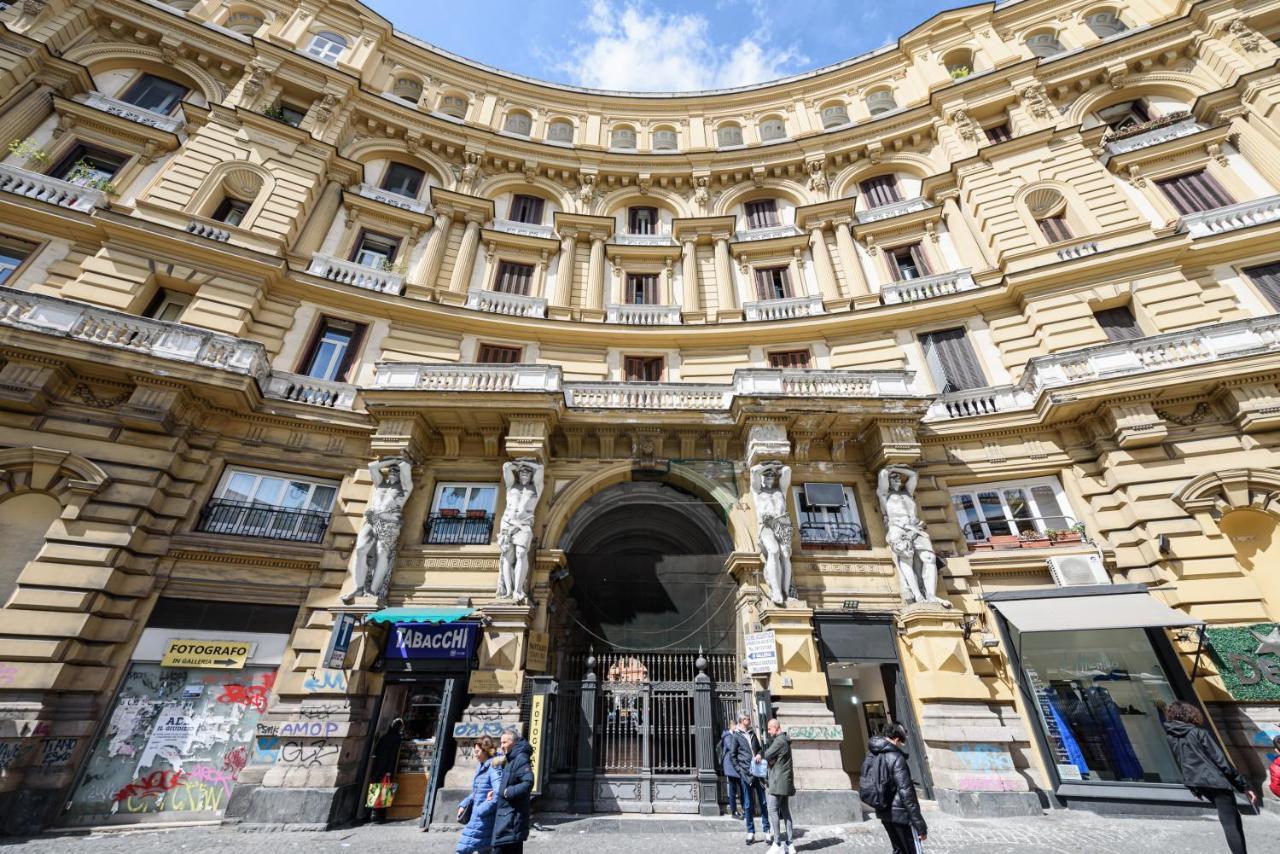 Piazza Nicola Amore 14 Neapel Exteriör bild